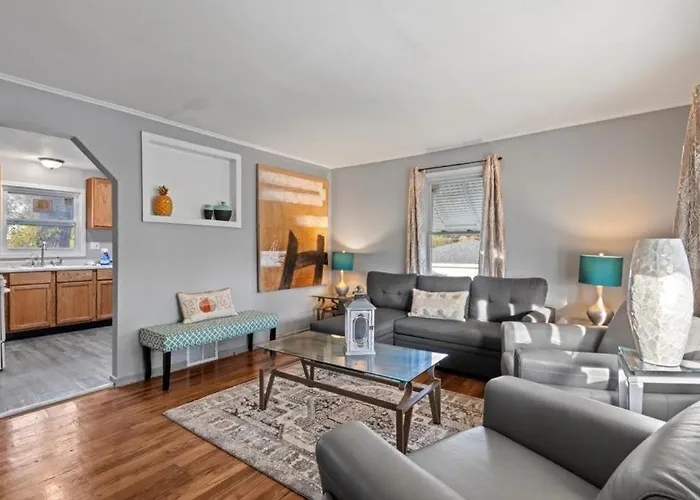 Serenity 3bd Free Parking&wine Oversized Yard Сasa de vacaciones